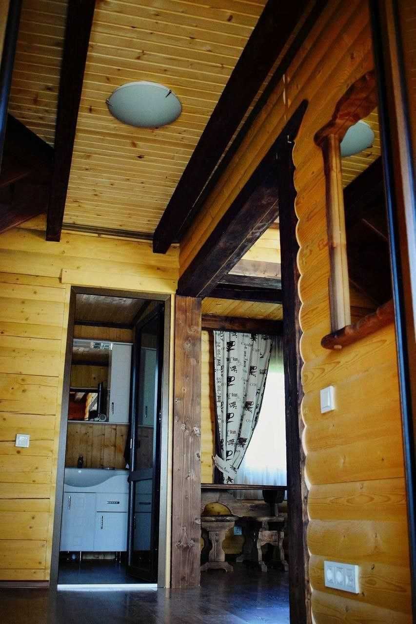 Будинок 130м2 зі срубу в Буковелі (Поляниця) з ремонтом та меблями