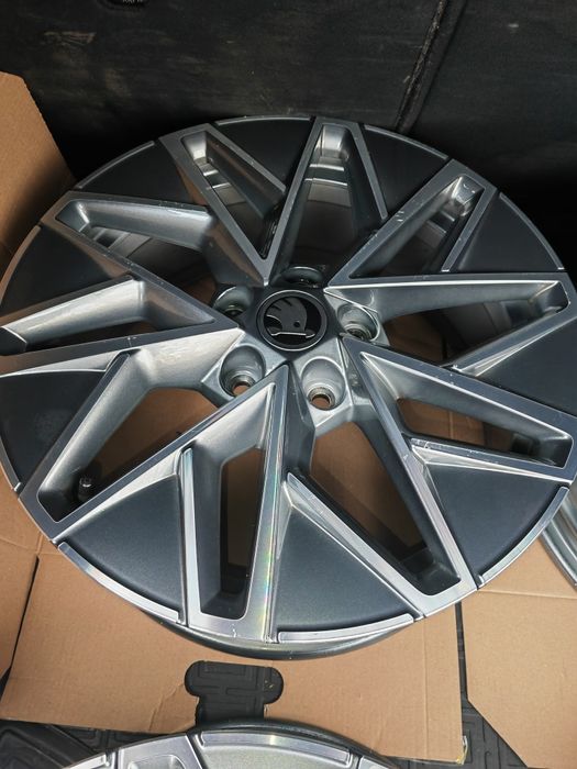 Диски авто Шкода Октавія А7 - А8