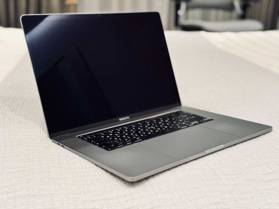 Apple MacBook Pro 16" Core i7 (A2141) 16Gb RAM / 512Gb SSD / 2021 Grey