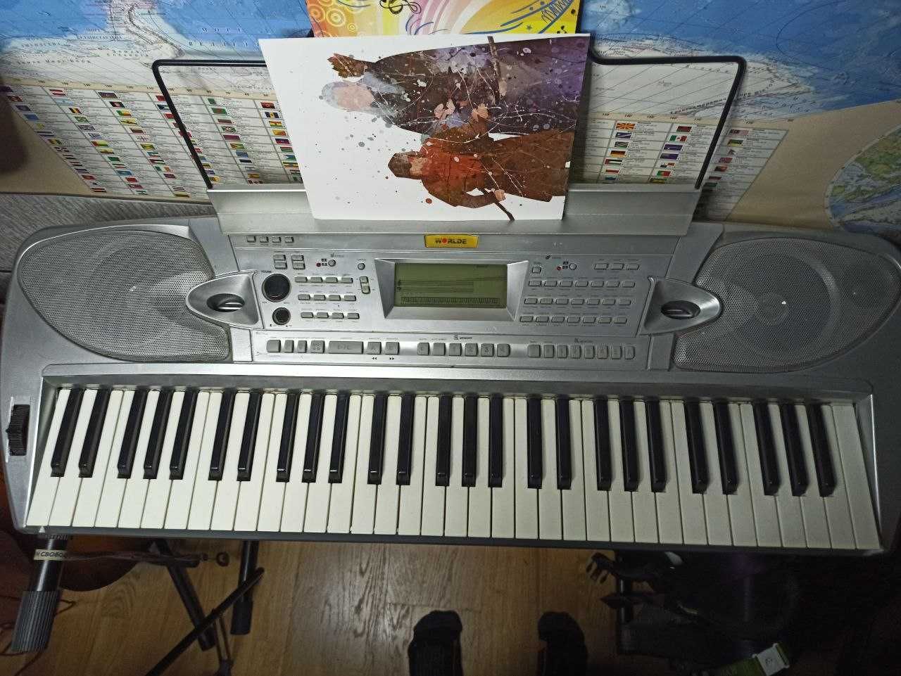 Продаю клавішний Синтезатор Worlde w220