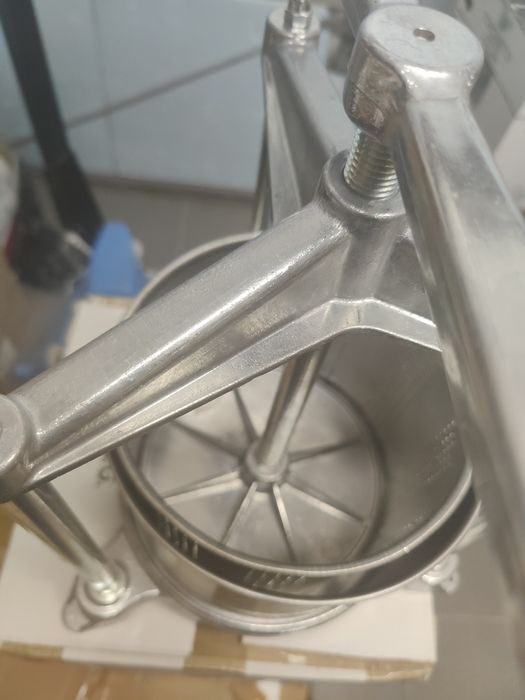 Włoska PRASA wyciskarka do owoców wina AL25 + worek