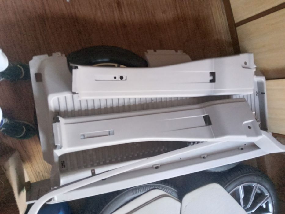 Komplet plastików do kampera z nową podsufitką