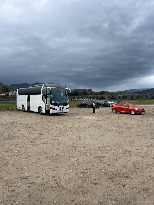 Aluguer de autocarros de turismo minibus