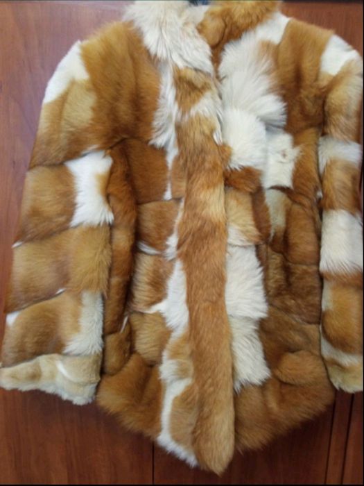 Полушубок с натурального меха. Р. 48