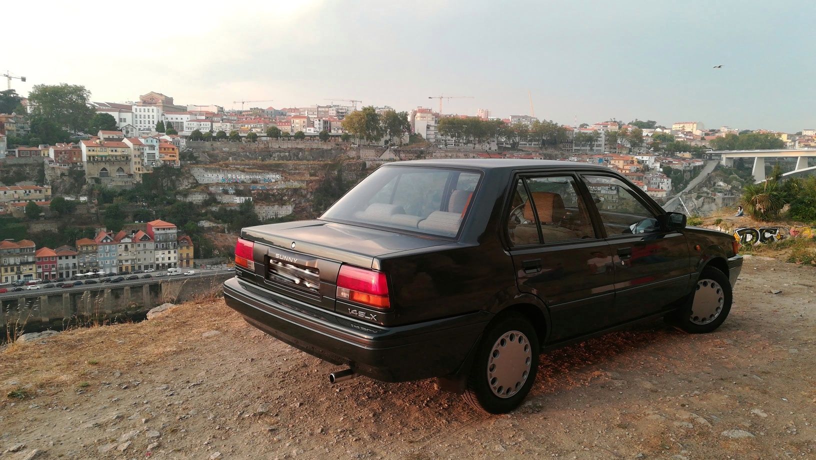 Nissan Sunny N13 1.4SLX