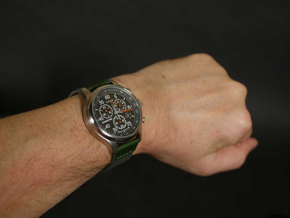 Timex Expedition Tw4B26700 с хронографом и с подсветкой Indiglo