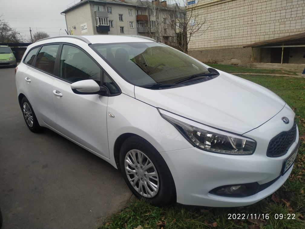 Продам КІА Ceed Sportswagon 1.4 crdi