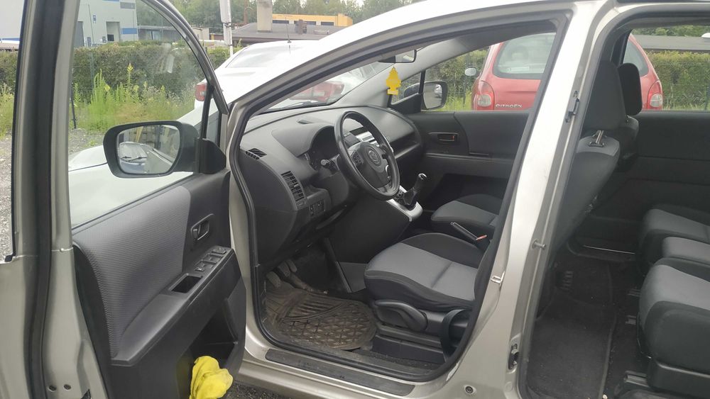 Sprzedam samochód osobowy Mazda 5