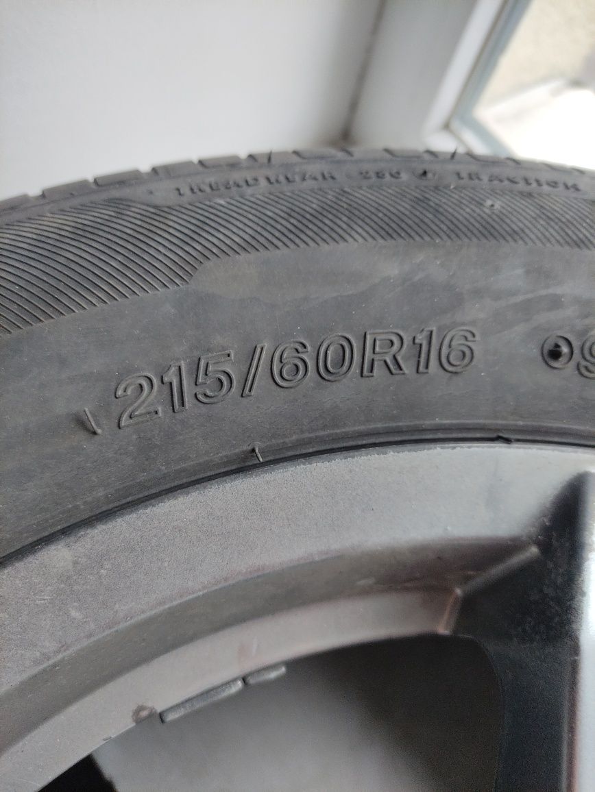 Літні колеса 215/60 R16