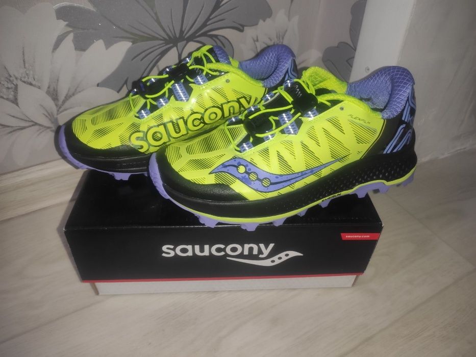 Кроссовки Saucony Koa ST 23.5 см стелька