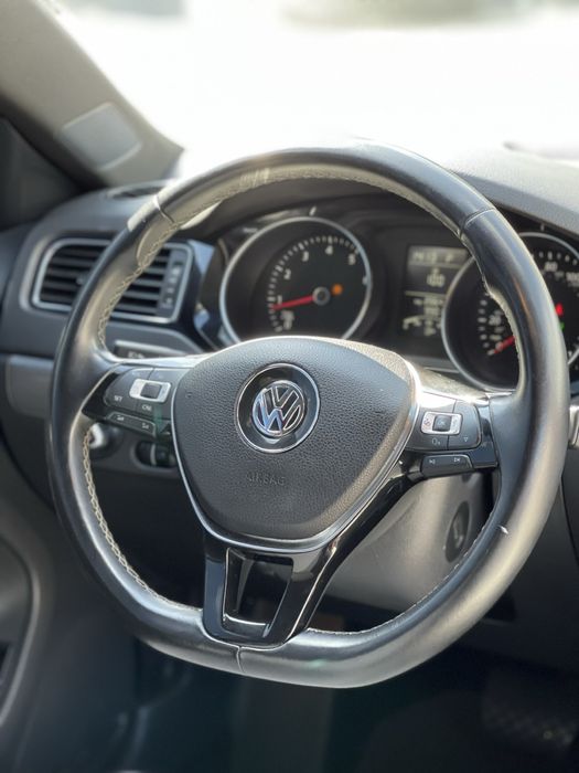 Volkswaggen jetta