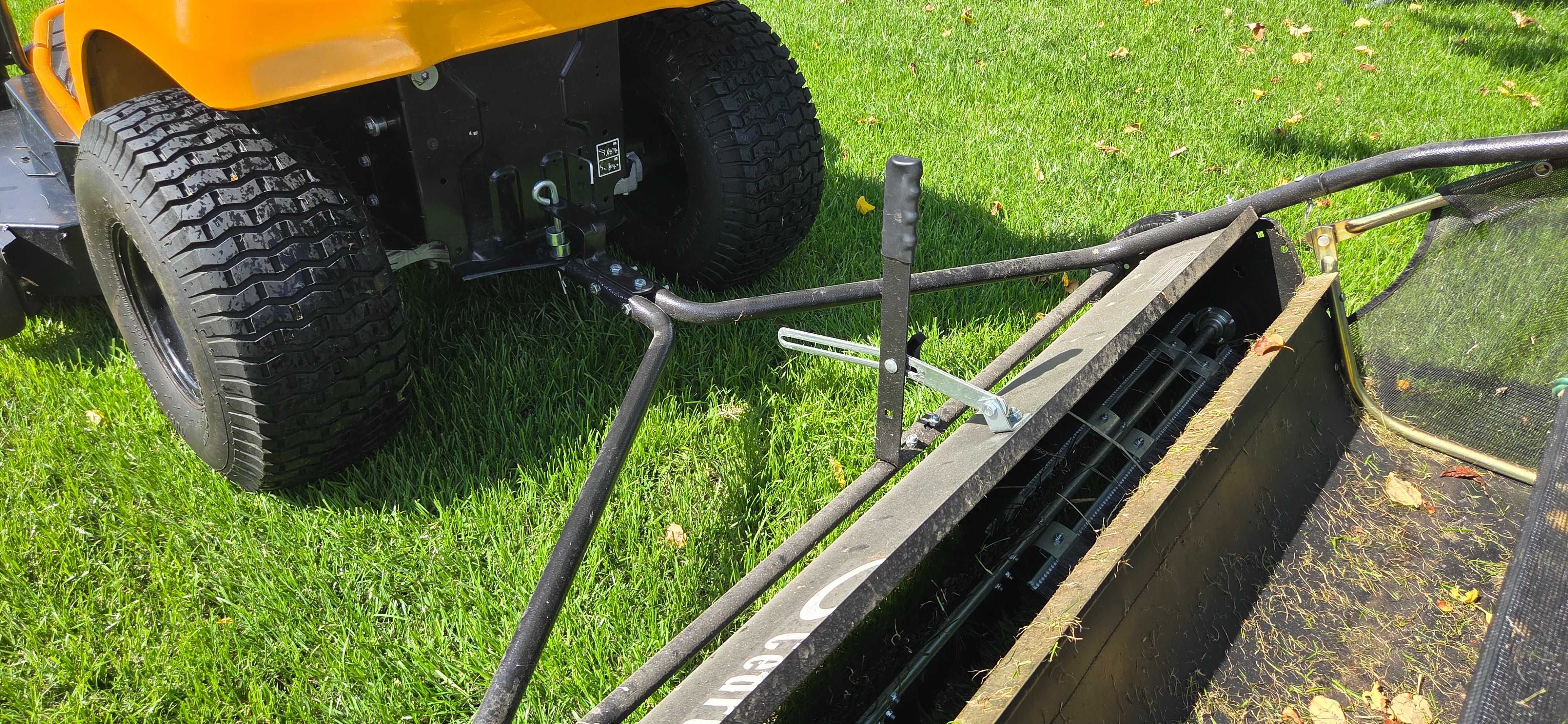 Traktorek ogrodowy Cub Cadet XT2 QS117+pług+przyczepka+łańcuchy nakoła