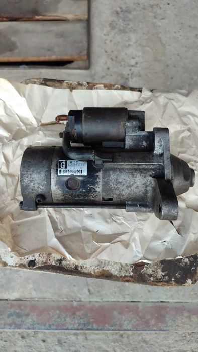 Стартер Mazda 6 tdi  RF5C