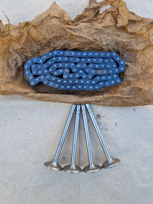 Комплект цепь ГРМ, выпускные клапана на Москвич 412, 2140, СССР