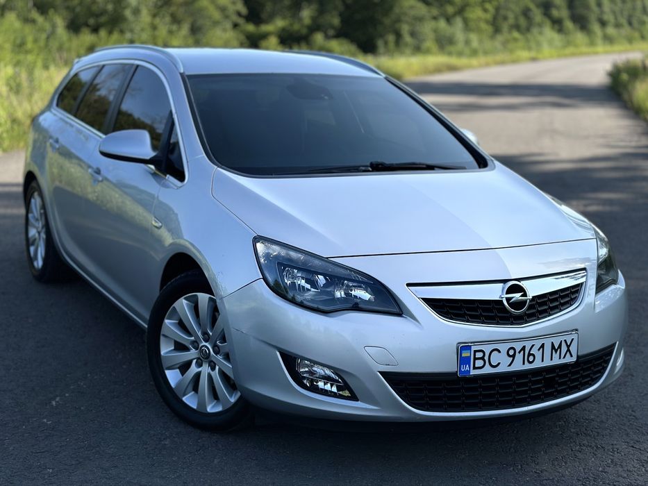 Opel Astra J Cosmo