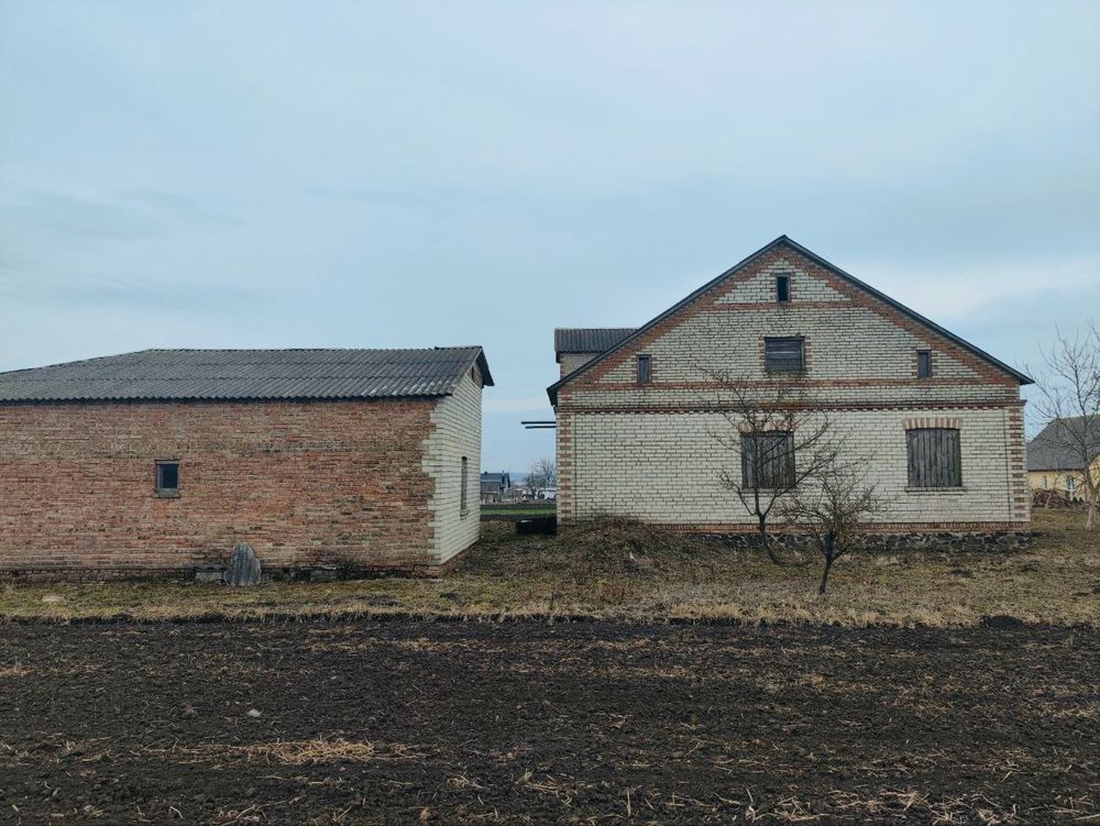 Продам будинок, незавршене будівництво