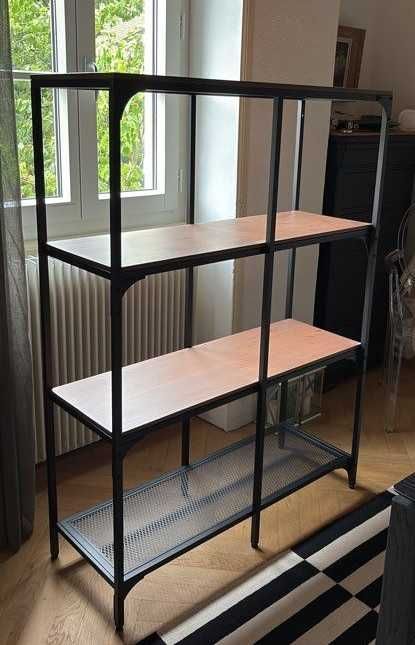 Estante IKEA FJÄLLBO 100x136cm