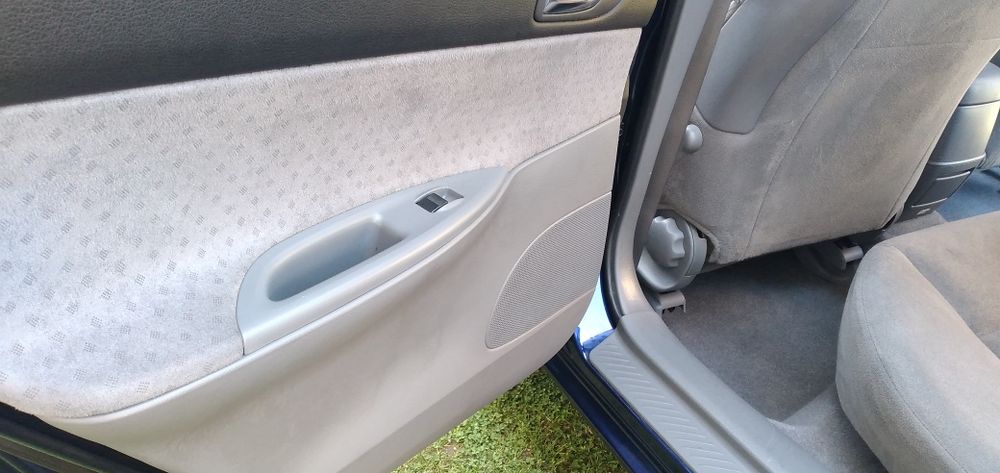 Mazda 6   1.8 бензин