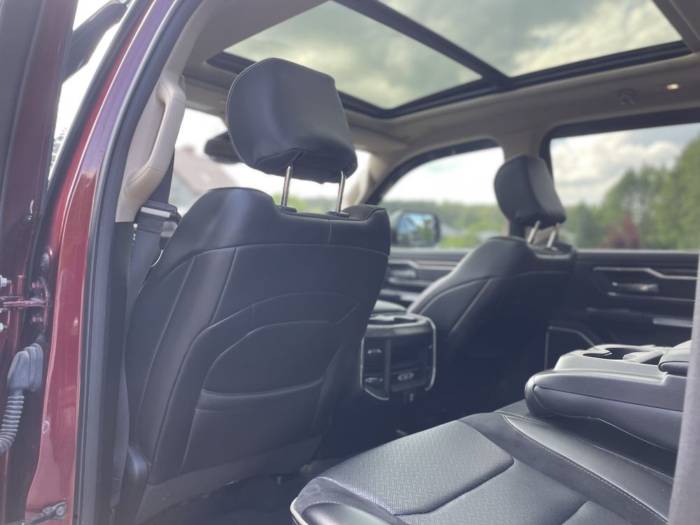 Dodge Ram 2019r Laramie 5.7 401km LPG panorama wentylowane fotele