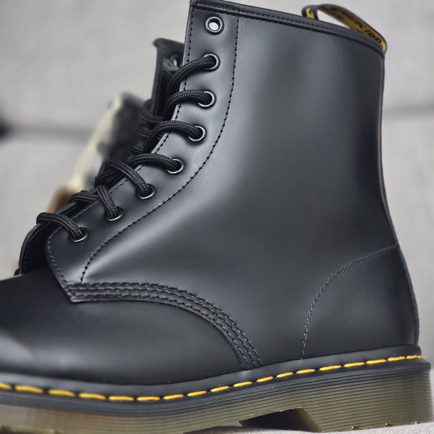 Чоловічі шкіряні черевики Dr.Martens