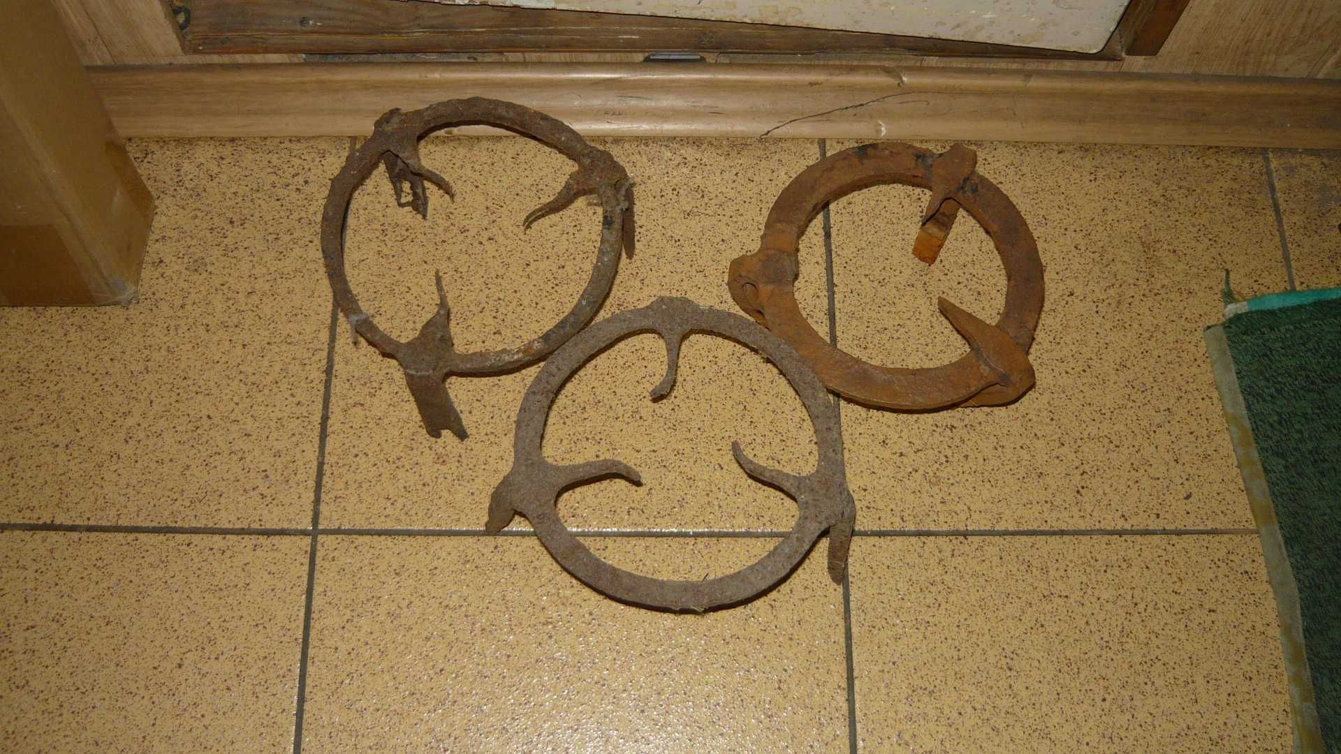 3 x Stojak podstawa pod garnek patelnię stary kowalski zabytkowy