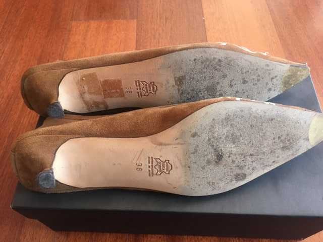 Sapatos de salão Massimo Dutti, em camurça, usados uma vez