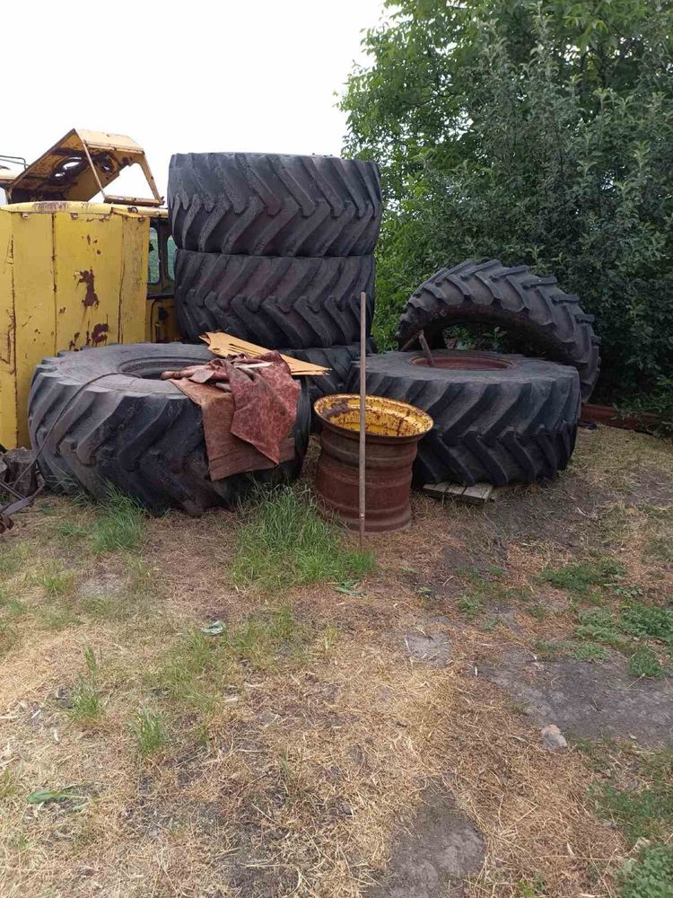 Продам трактор Кіровець