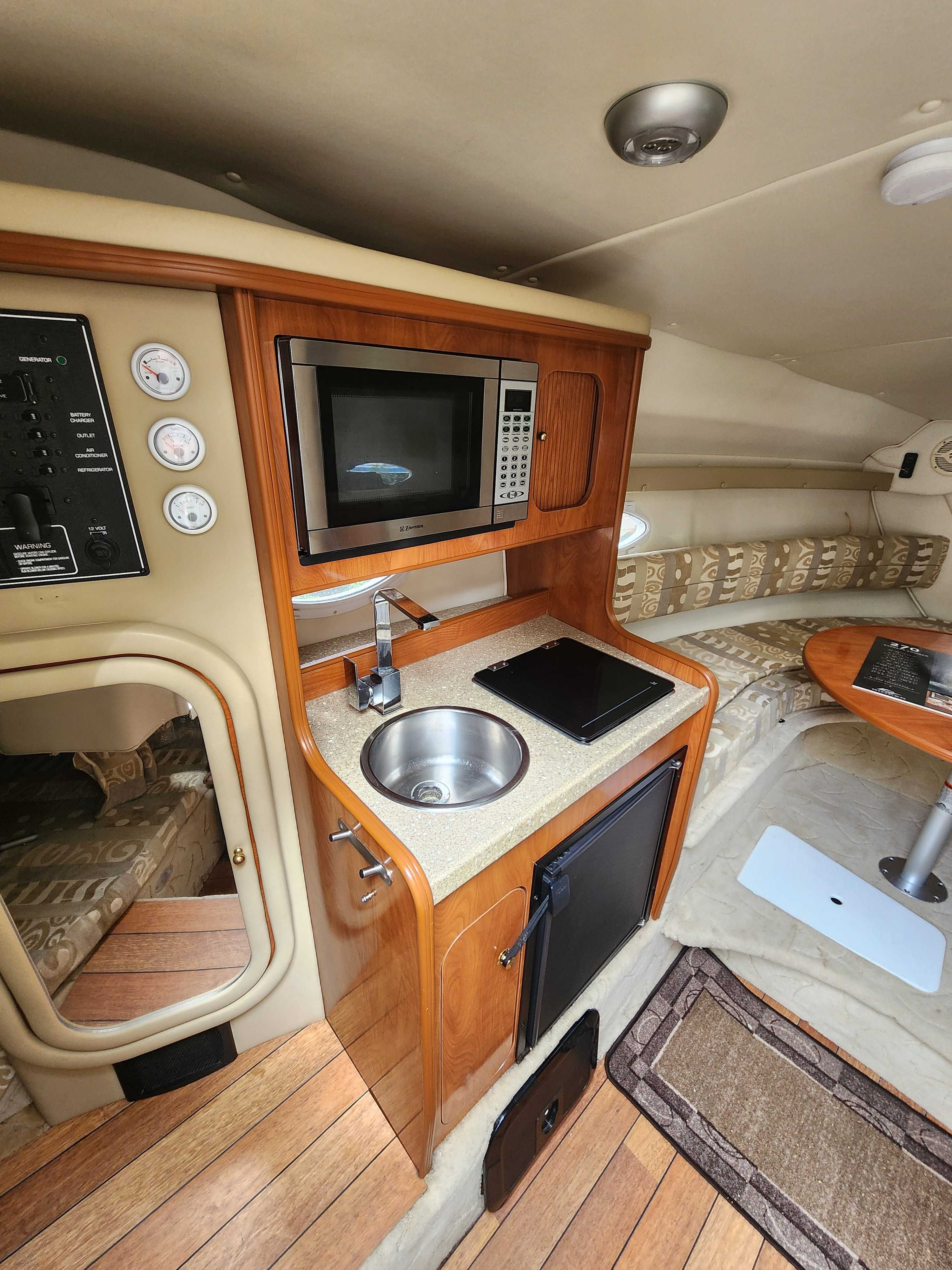 Rinker Fiesta Viee 270 Volvo Penta 5.7 320km