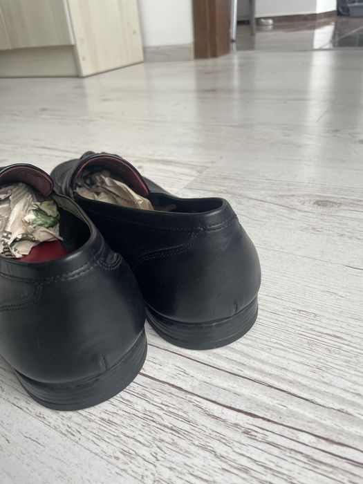 Чоловічі лофери, Туречинна.