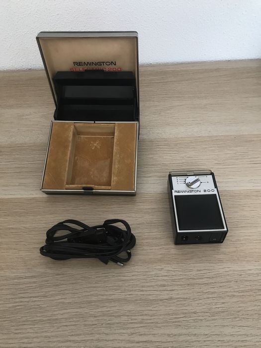 Máquina de barbear vintage REMINGTON SELETRIC 200