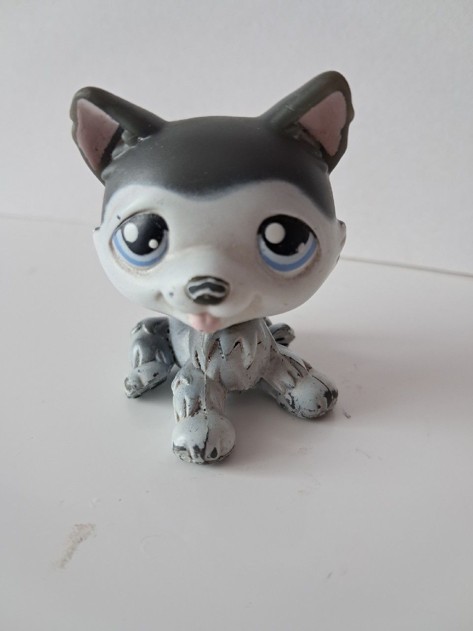 Littlest pet shop lps
