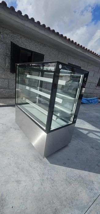 Vitrine expositora refrigerada