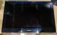 TV Samsung LCD 32” nie włącza się, matryca bez pęknięć