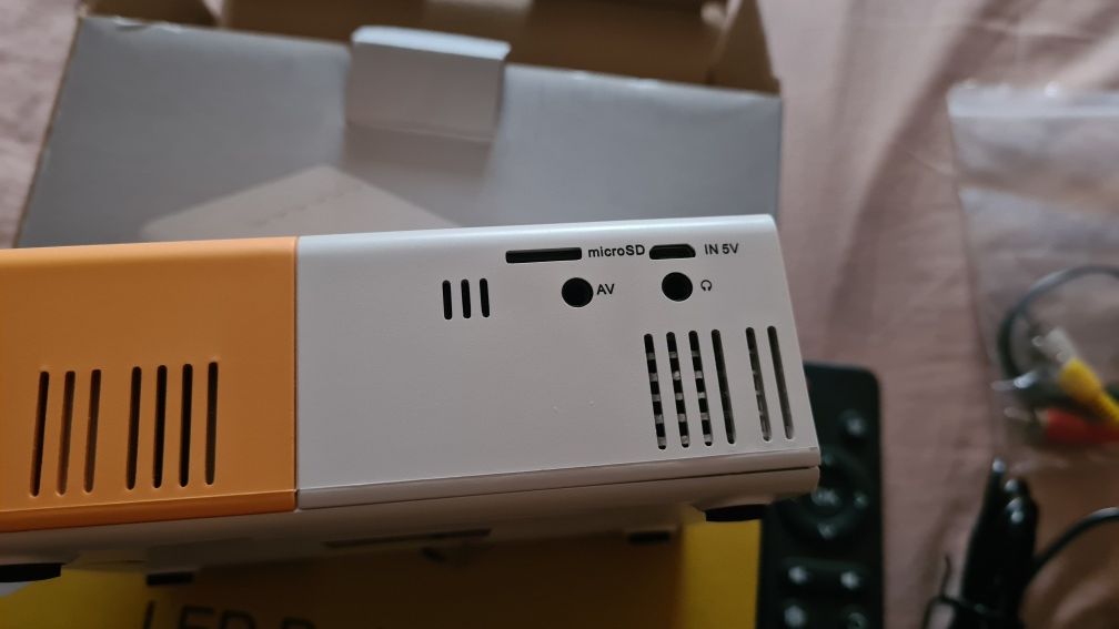 Projektor LED mini