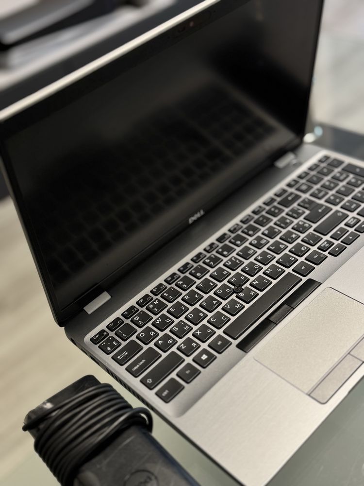 Dell latitude 5511