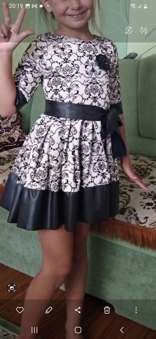 Плаття для дівчинки з шкіряними вставками і тепленьку туніку