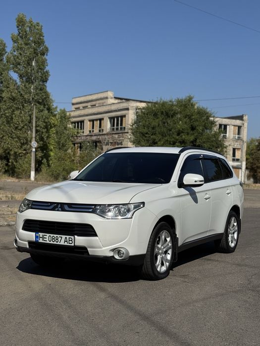 Mitsubishi outlender 3