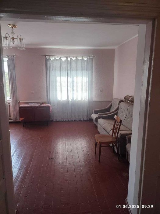 Продам добротний будинок з укриттям в смт Устинівка Кіровоградська обл