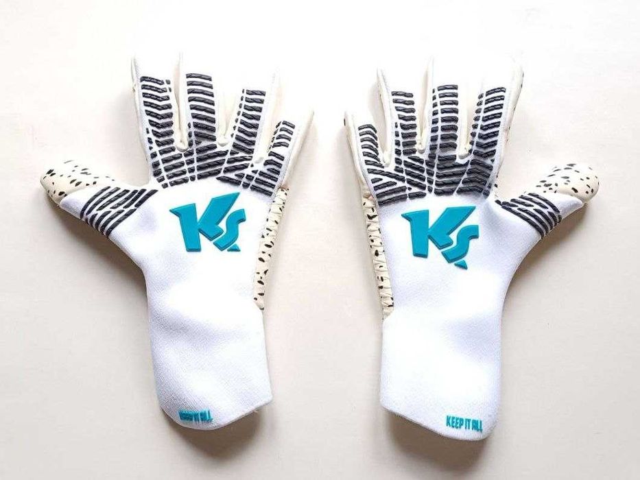 KeeperSport VARAN 8 Hero NC воротарські рукавиці (вратарские перчатки)