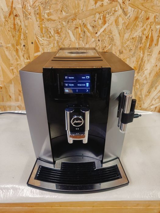 Ekspres Ciśnieniowy Jura E8