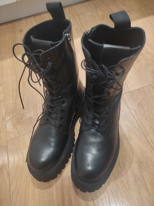 Oficerki skórzane marki Gino Rossi, damskie