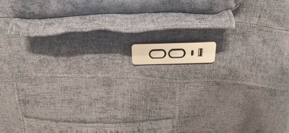 Elektryczny fotel relaksacyjny z masażem i USB – nowy