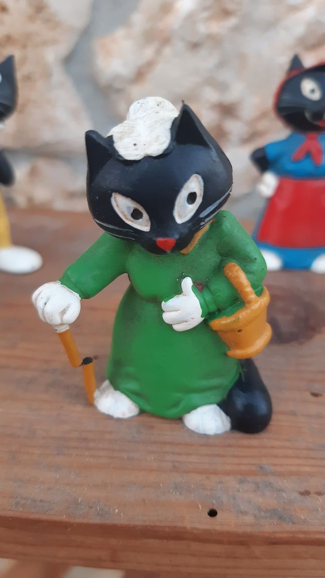 Bonecos pvc anos 80