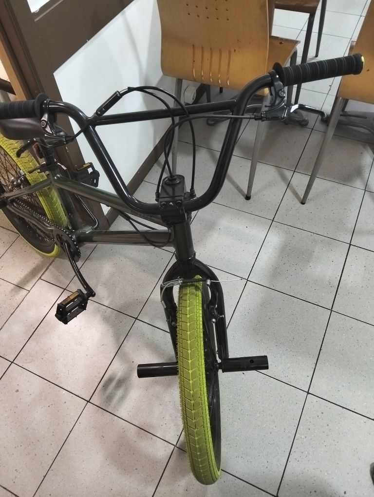 Bicicleta BMX roda 20