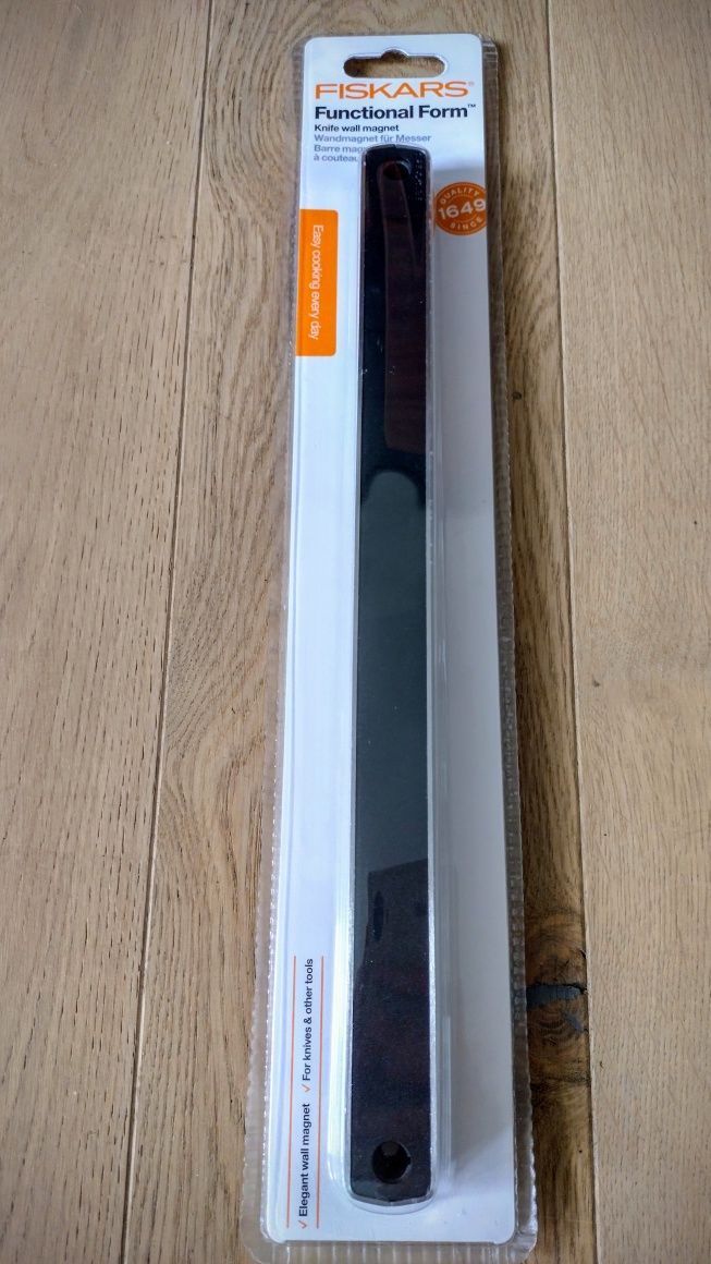 Nowa listwa magnetyczna na noże Fiskars gładka 32cm