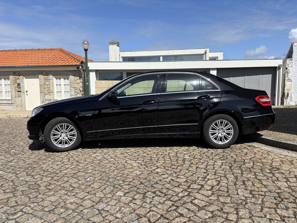 Mercedes-Benz E220d W212 - como novo
