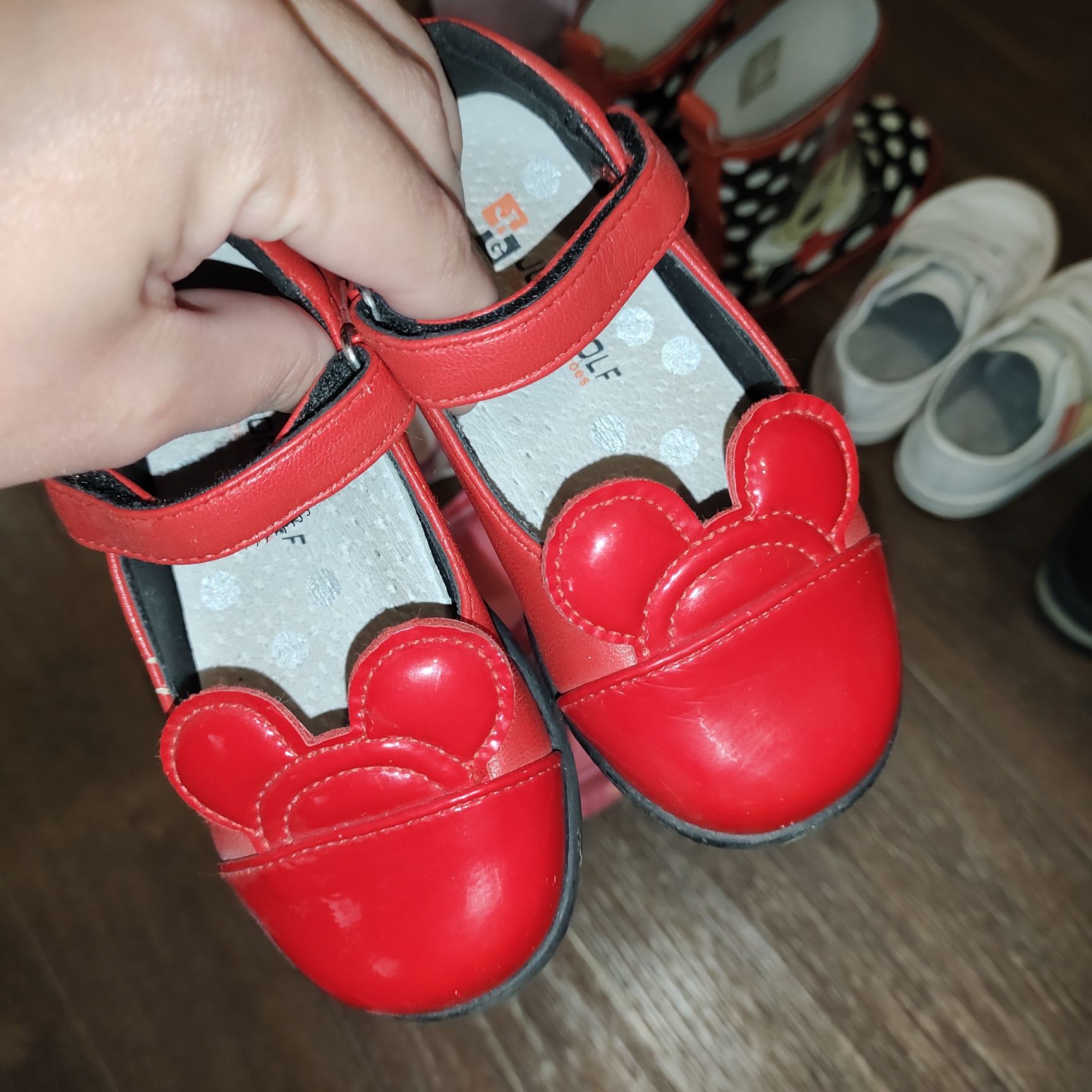 Взуття для дівчинки 24,25 розмір