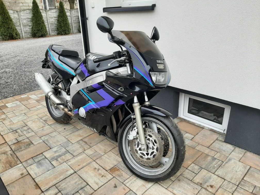 Yamaha fzr 600 Genesis 1992rok 67kw 63tys km