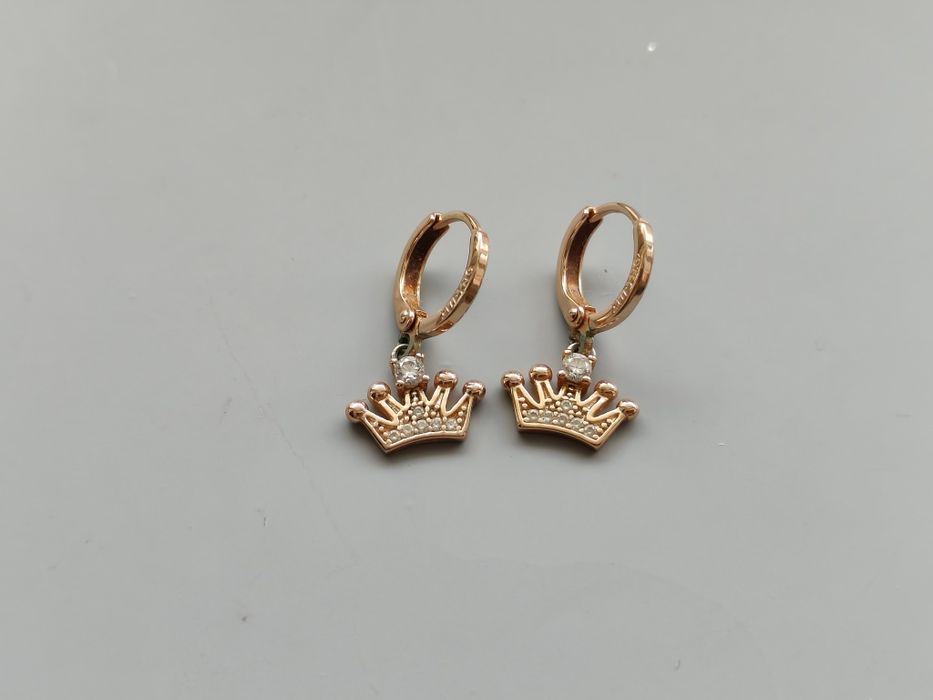 Сережки з медичного золота, медичного сплаву