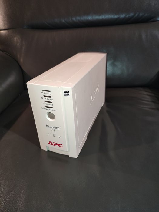 Безперебойник APC Back-UPS CS 650